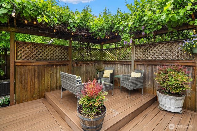 519 27th Avenue, Seattle, WA 98122