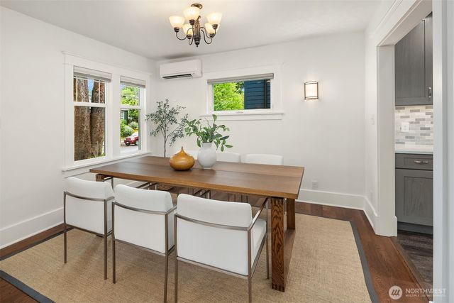 519 27th Avenue, Seattle, WA 98122
