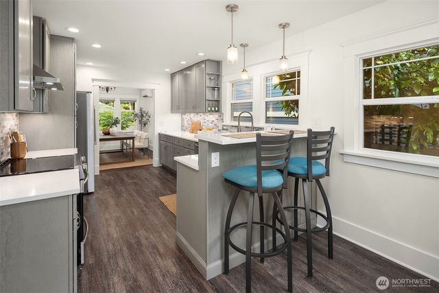 519 27th Avenue, Seattle, WA 98122