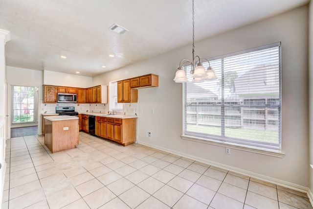 8510 Nashwood Court, Houston, TX 77040