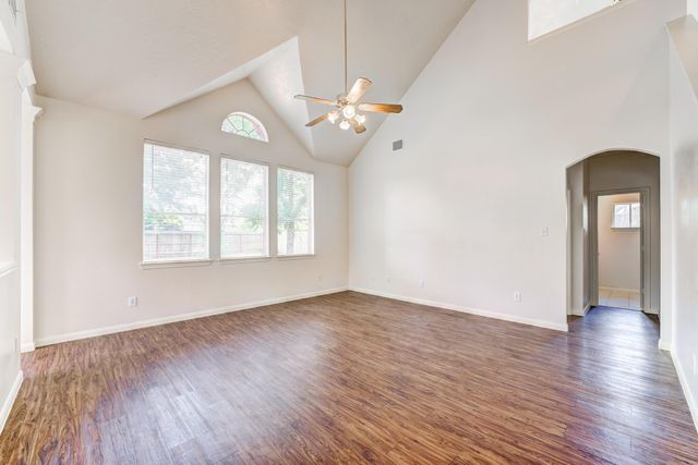 8510 Nashwood Court, Houston, TX 77040