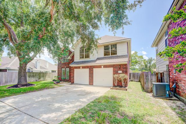 8510 Nashwood Court, Houston, TX 77040