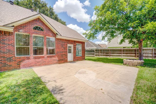 8510 Nashwood Court, Houston, TX 77040
