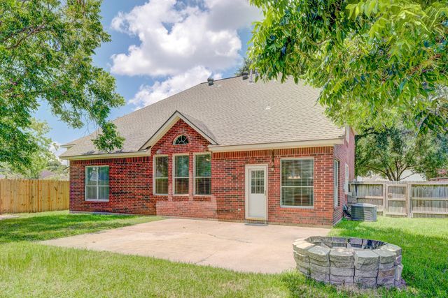 8510 Nashwood Court, Houston, TX 77040
