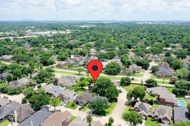 8510 Nashwood Court, Houston, TX 77040