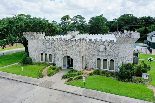 8510 Nashwood Court, Houston, TX 77040