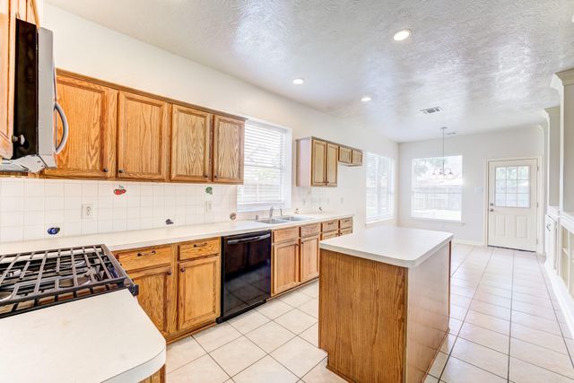 8510 Nashwood Court, Houston, TX 77040