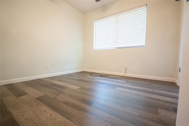 200 QUAIL CIR, Hutto, TX 78634