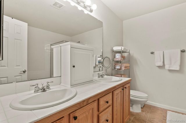 12627 James Point, Broomfield, CO 80020