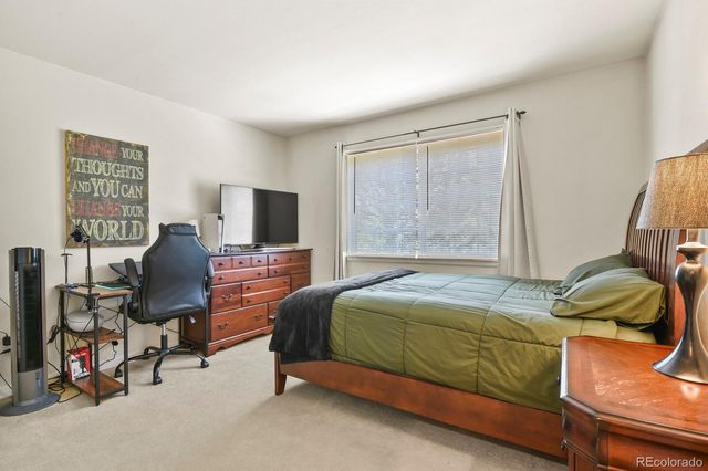 12627 James Point, Broomfield, CO 80020