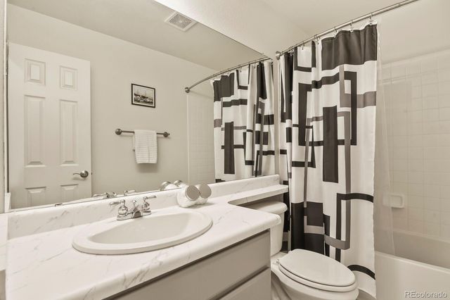 12627 James Point, Broomfield, CO 80020