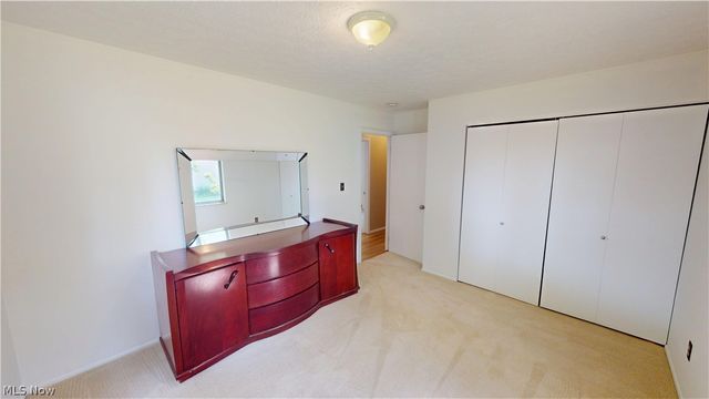 935 Carnegie Avenue, Akron, OH 44314