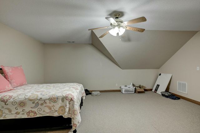 2206 Benjamin Drive, Carthage, MO 64836