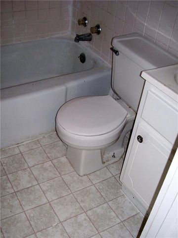 35 Ryan Street, Chickasaw, AL 36611