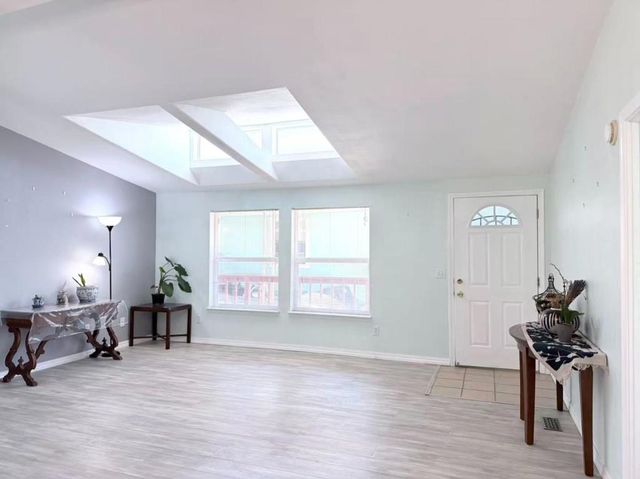 1225 Vienna Drive, Sunnyvale, CA 94089
