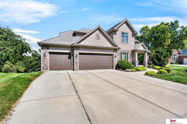 2035 S 181st Circle, Omaha, NE 68130