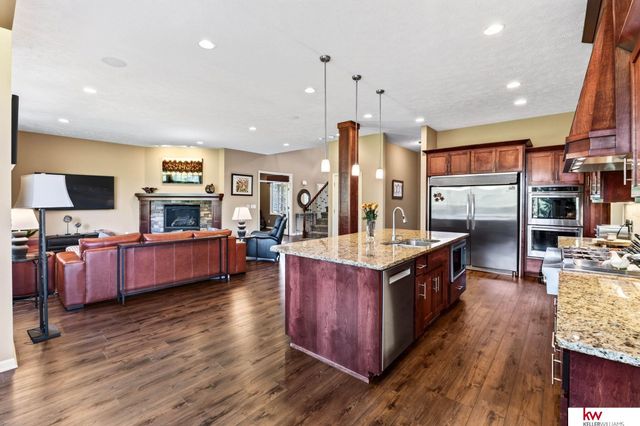 2035 S 181st Circle, Omaha, NE 68130