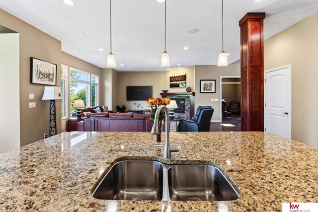 2035 S 181st Circle, Omaha, NE 68130