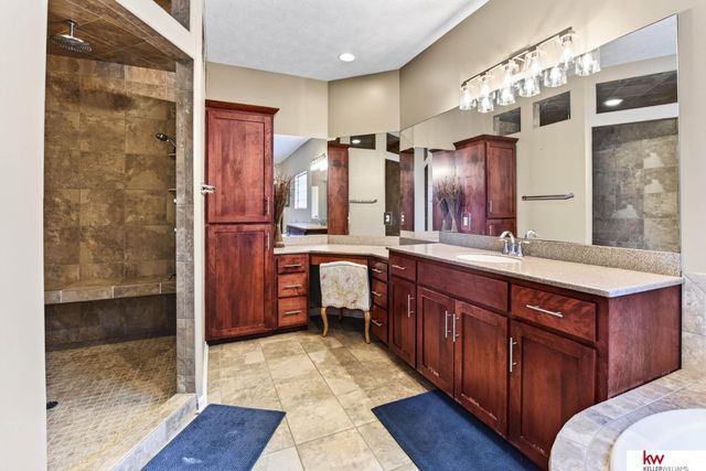 2035 S 181st Circle, Omaha, NE 68130