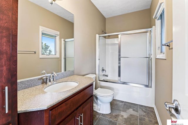 2035 S 181st Circle, Omaha, NE 68130