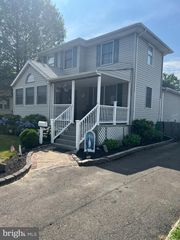 139 CRESCENT ST, Penndel, PA 19047