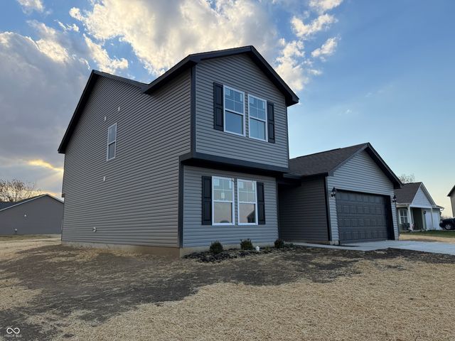 1087 Lake Court, Shirley, IN 47384