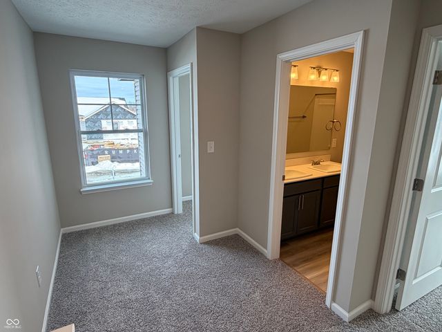 1087 Lake Court, Shirley, IN 47384