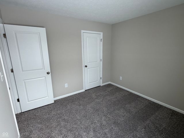 1087 Lake Court, Shirley, IN 47384