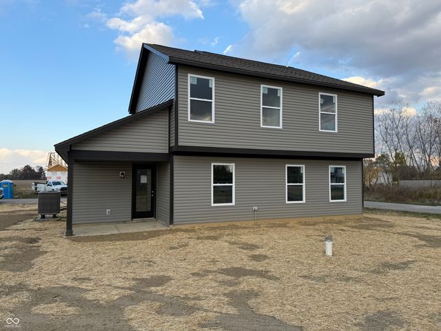 1087 Lake Court, Shirley, IN 47384