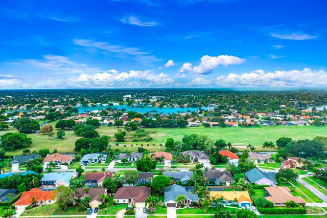 1637 Farmington Circle, Wellington, FL 33414