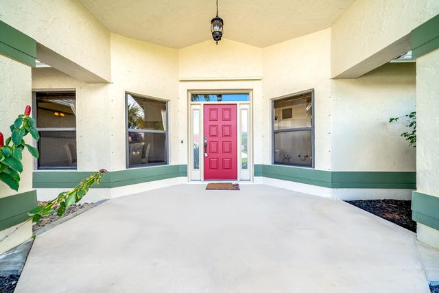 1637 Farmington Circle, Wellington, FL 33414