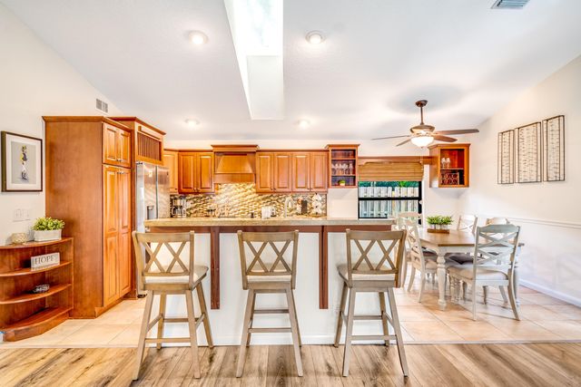 1637 Farmington Circle, Wellington, FL 33414