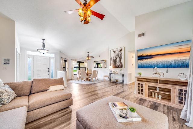 1637 Farmington Circle, Wellington, FL 33414