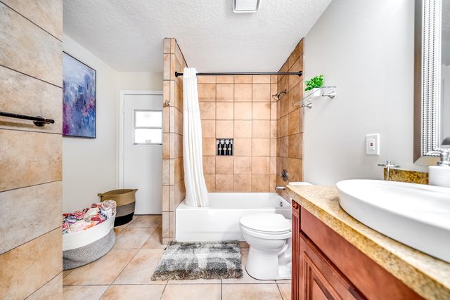 1637 Farmington Circle, Wellington, FL 33414