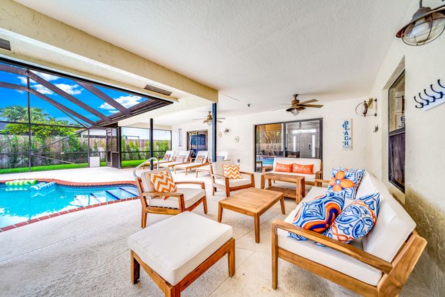 1637 Farmington Circle, Wellington, FL 33414