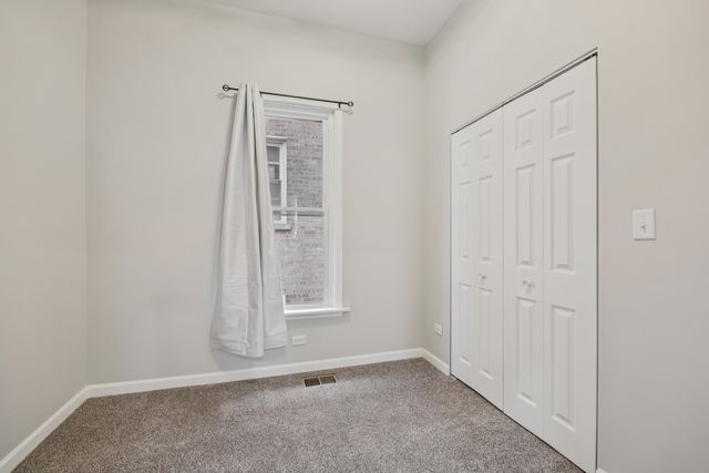 5718 W Superior Street, Chicago, IL 60644