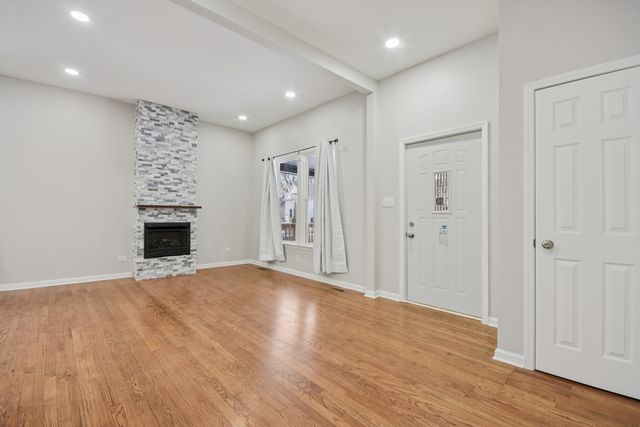 5718 W Superior Street, Chicago, IL 60644