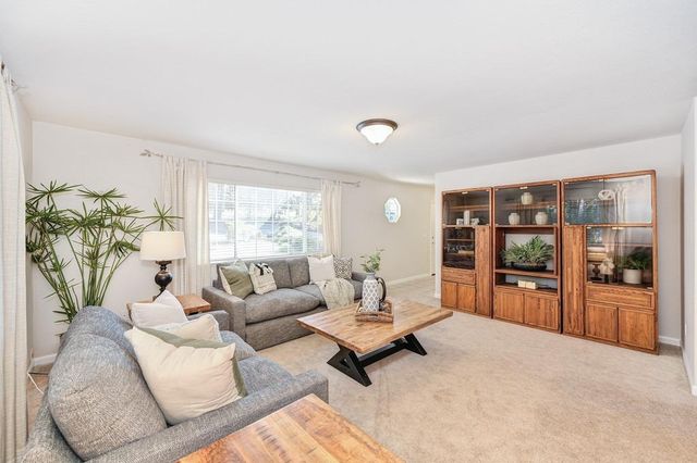 12210 Irish Ct, Jackson, CA 95642