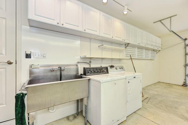 12210 Irish Ct, Jackson, CA 95642