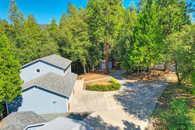 12210 Irish Ct, Jackson, CA 95642