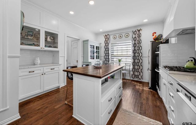 1521 S Chilton Avenue, Tyler, TX 75701