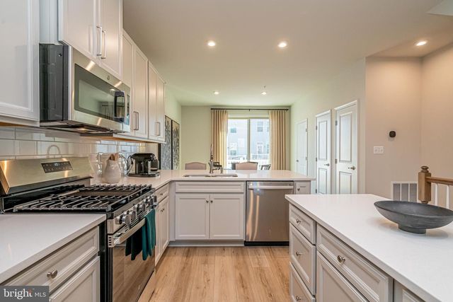 3929 SMALL ROUNDTOP RD, Hanover, MD 21076