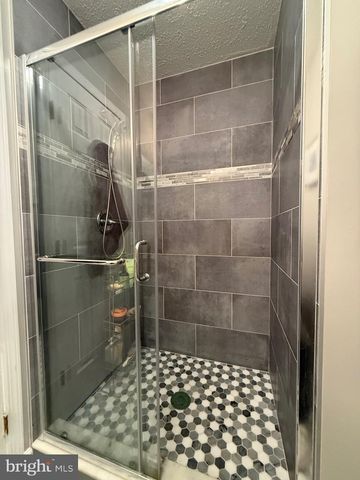 47 INVERNESS CIR, Marlton, NJ 08053