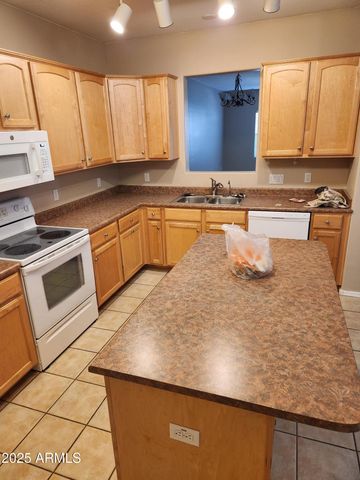 16410 S 12th Street Apt 109, Phoenix, AZ 85048
