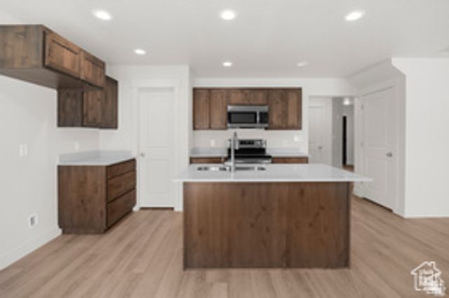 3773 S POWDERWOOD LN, Mapleton, UT 84664