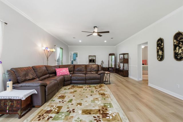 17232 Bent Pine Drive, Conroe, TX 77302