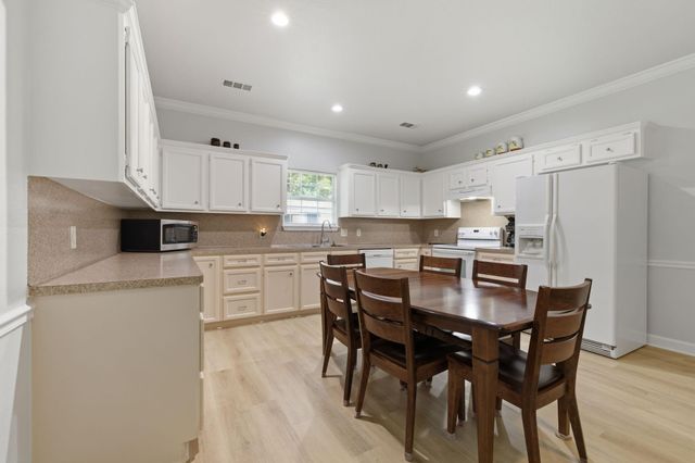 17232 Bent Pine Drive, Conroe, TX 77302
