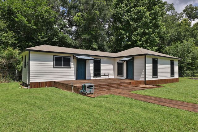 17232 Bent Pine Drive, Conroe, TX 77302