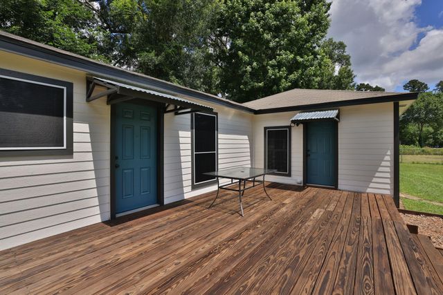 17232 Bent Pine Drive, Conroe, TX 77302