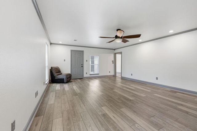 17232 Bent Pine Drive, Conroe, TX 77302